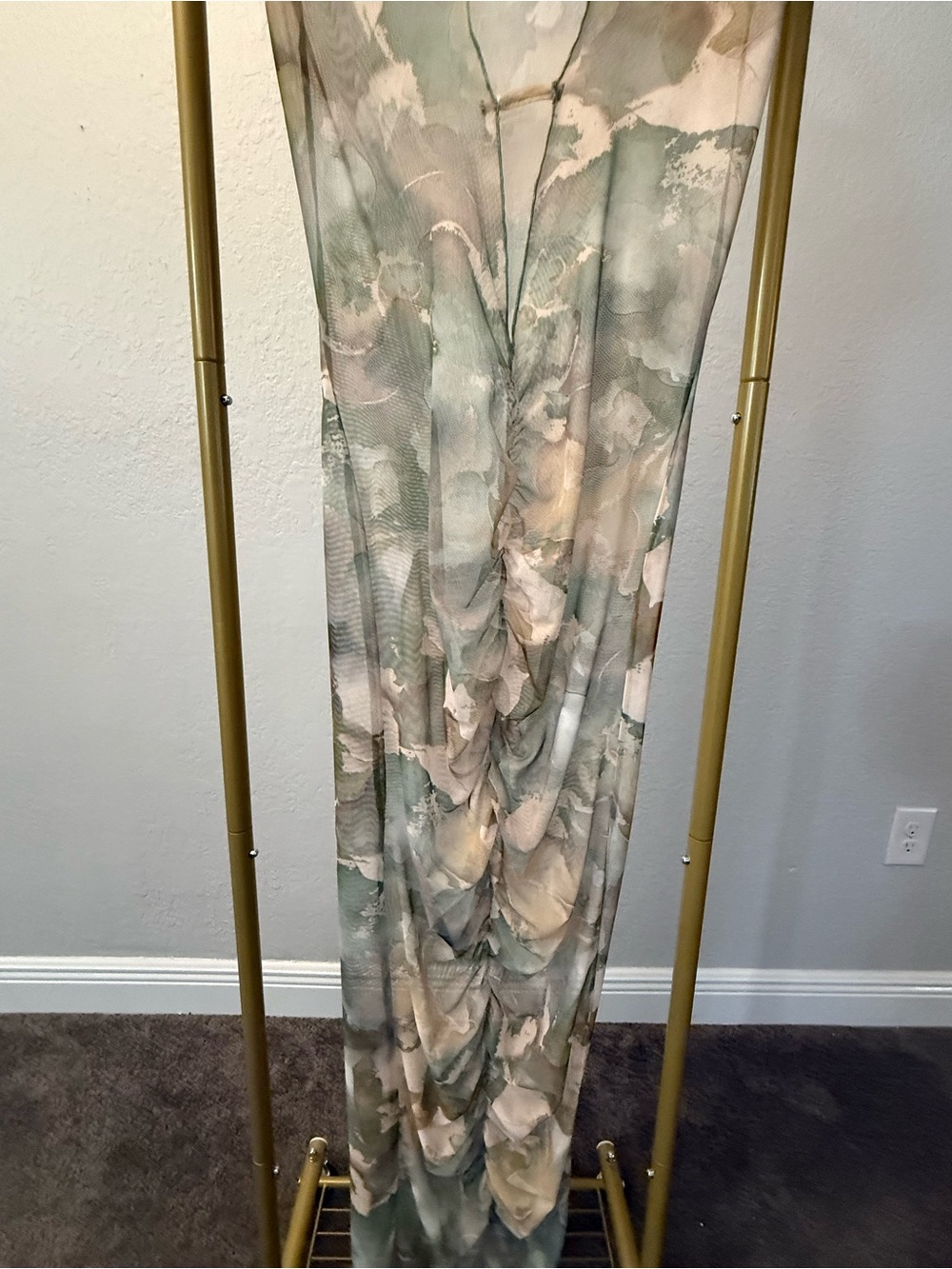 PrettyLittleThing Abstract Mesh Ruched Midi Dress Sage Green US 8 NWT - Picture 2 of 8